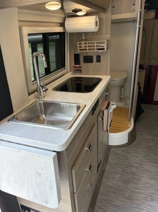 2021 Ram ProMaster - Image 9 of 11