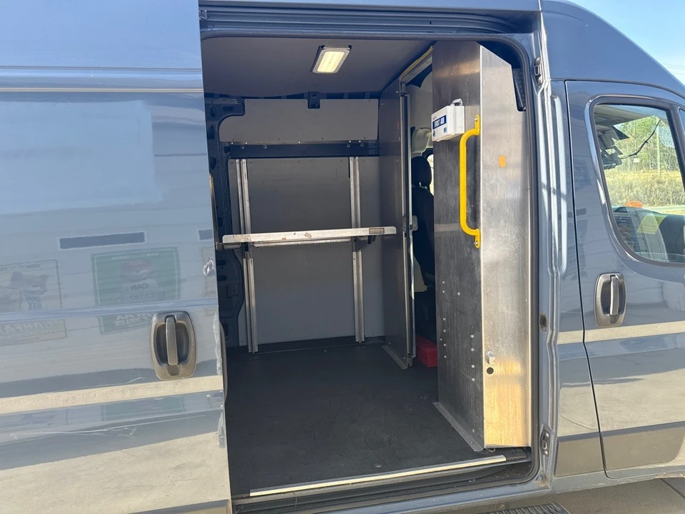 2021 Ram ProMaster - Image 11 of 16