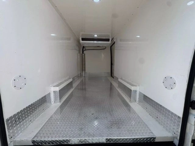 2021 Ram ProMaster - Image 17 of 21