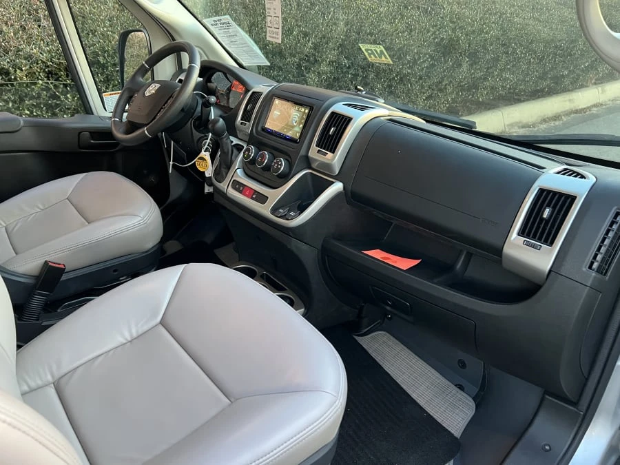 2021 Ram ProMaster - Image 6 of 12