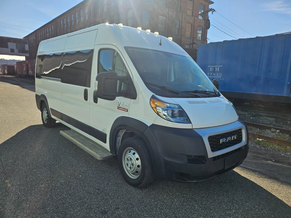 2021 Ram ProMaster - Image 2 of 13