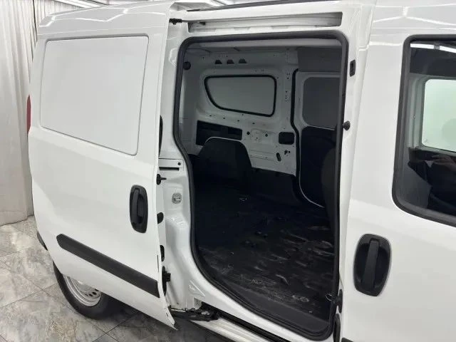 2021 Ram ProMaster - Image 8 of 12
