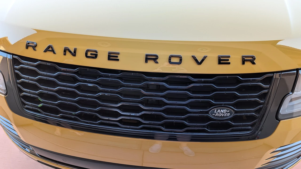 2021 Land Rover Range Rover L405 - Image 11 of 31