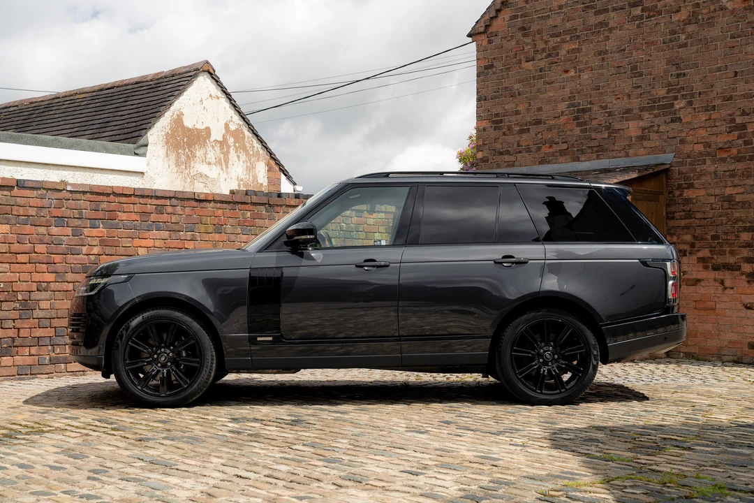2021 Land Rover Range Rover L405 - Image 4 of 31