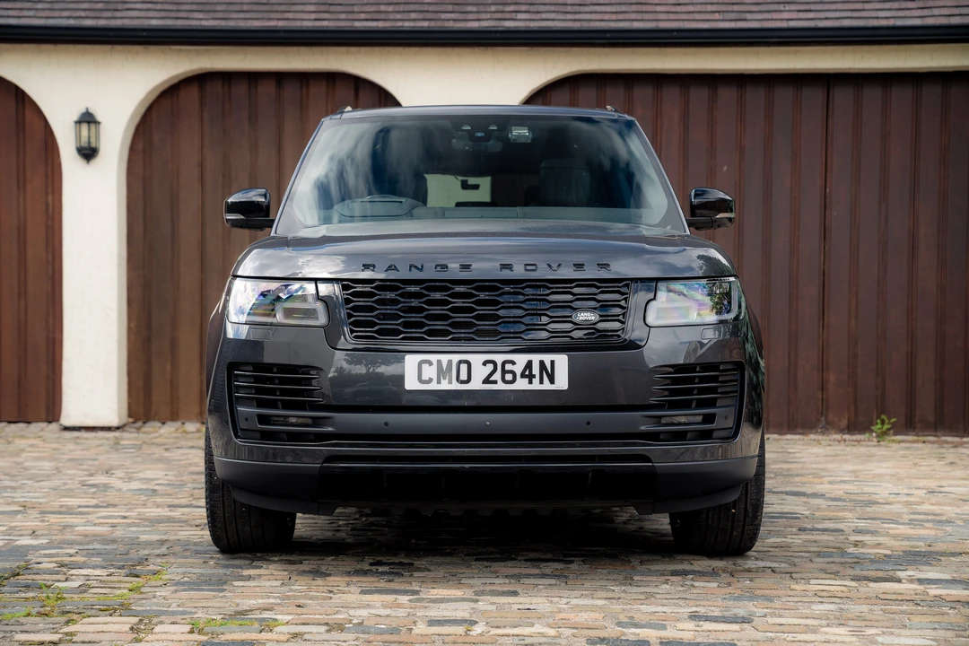 2021 Land Rover Range Rover L405 - Image 2 of 31