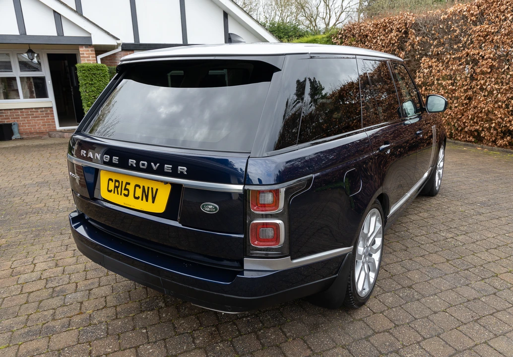 2021 Land Rover Range Rover L460 - Image 14 of 31