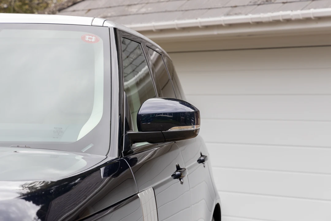2021 Land Rover Range Rover L460 - Image 17 of 31