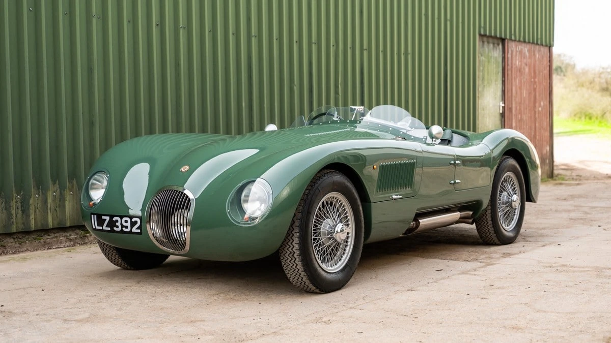 2021 Jaguar Replica - Image 10 of 30