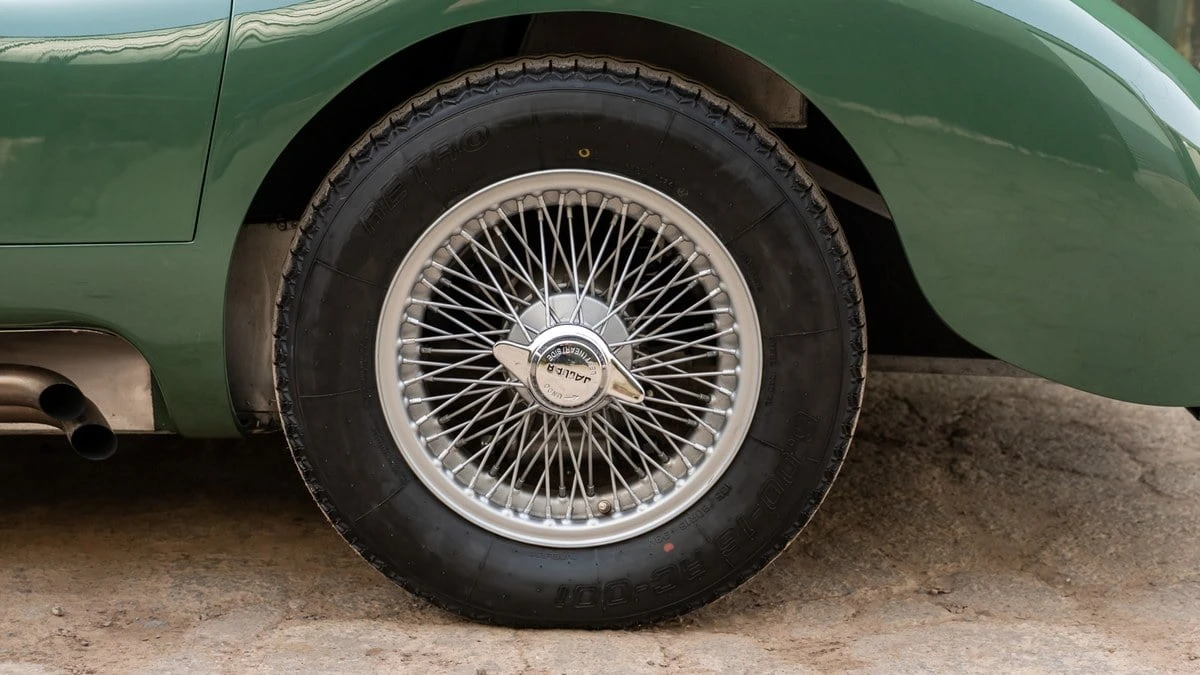 2021 Jaguar Replica - Image 15 of 30