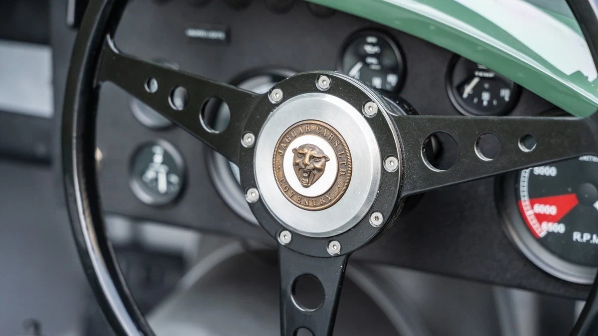 2021 Jaguar Replica - Image 21 of 30