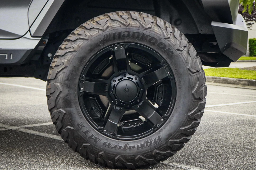 2021 Rezvani - Image 26 of 31