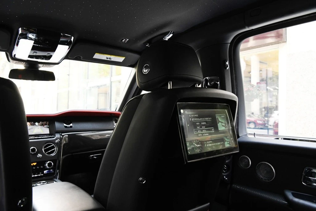 2021 Rolls-Royce Cullinan Black Badge - Image 11 of 12