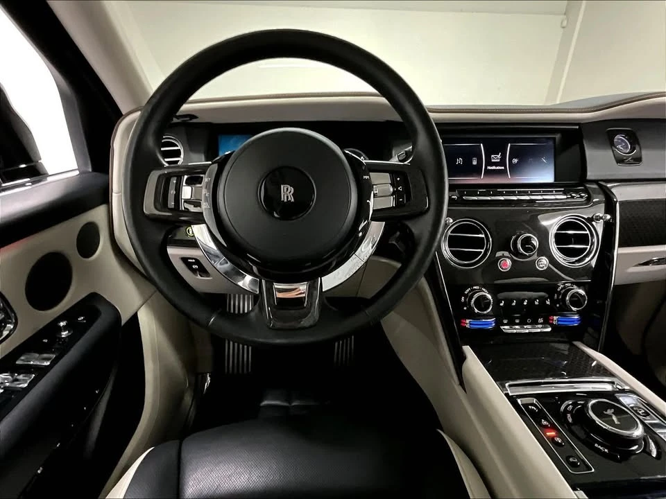 2021 Rolls-Royce Cullinan Black Badge - Image 15 of 20