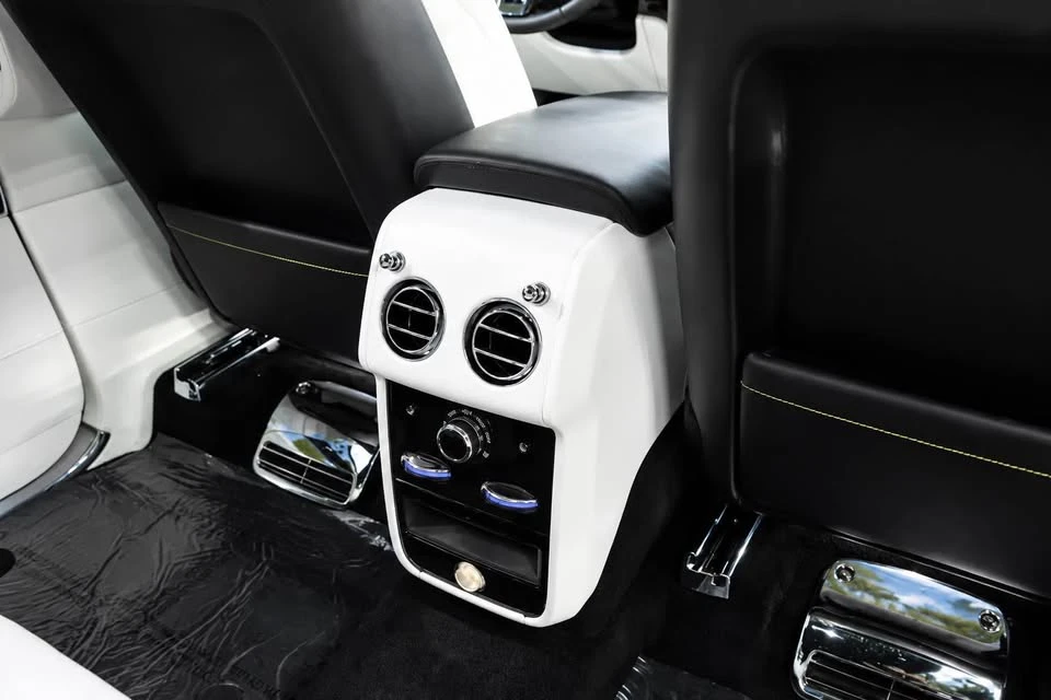 2021 Rolls-Royce Cullinan Black Badge - Image 18 of 20