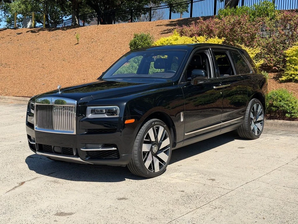 2021 Rolls-Royce Cullinan - Image 2 of 21