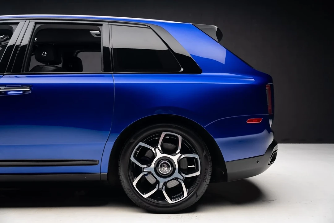 2021 Rolls-Royce Cullinan Black Badge - Image 19 of 21