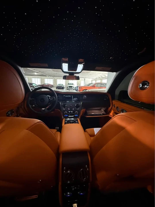 2021 Rolls-Royce Cullinan Black Badge - Image 17 of 20