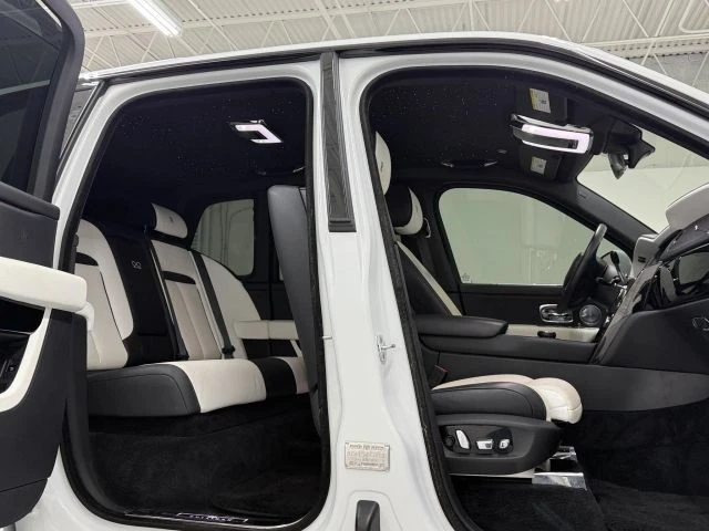 2021 Rolls-Royce Cullinan Black Badge - Image 12 of 16