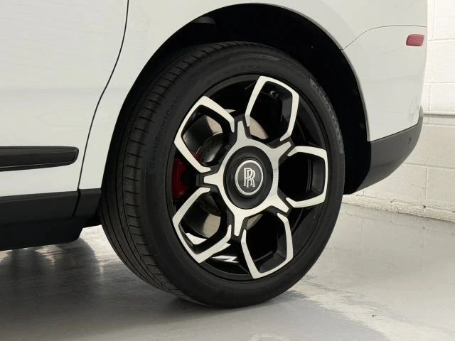 2021 Rolls-Royce Cullinan Black Badge - Image 15 of 16