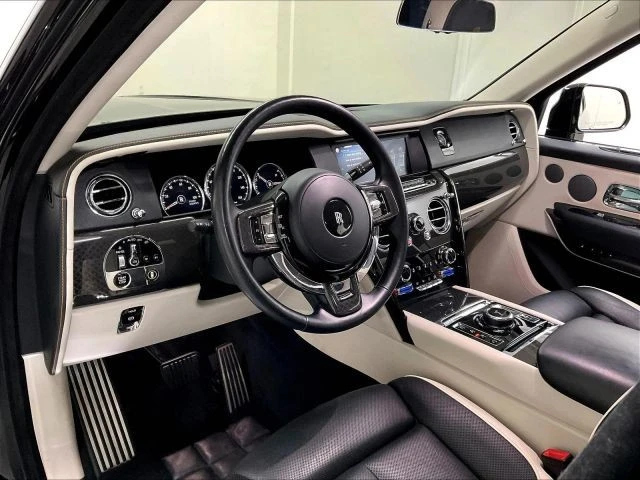 2021 Rolls-Royce Cullinan Black Badge - Image 11 of 31