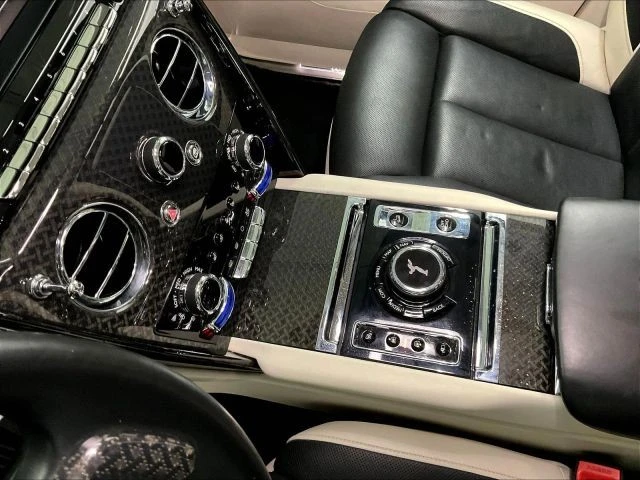 2021 Rolls-Royce Cullinan Black Badge - Image 25 of 31