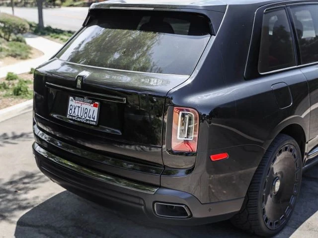 2021 Rolls-Royce Cullinan Black Badge - Image 13 of 31
