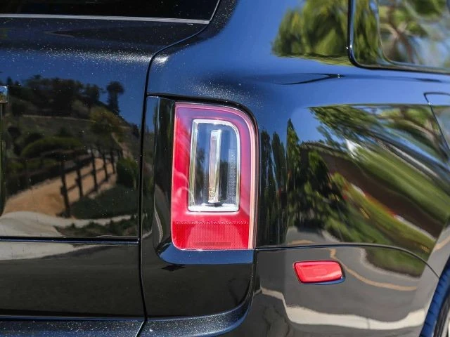 2021 Rolls-Royce Cullinan Black Badge - Image 22 of 31