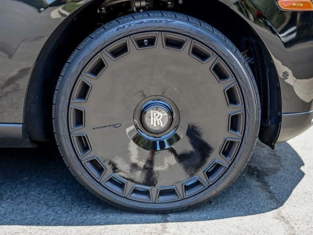 2021 Rolls-Royce Cullinan Black Badge - Image 8 of 31