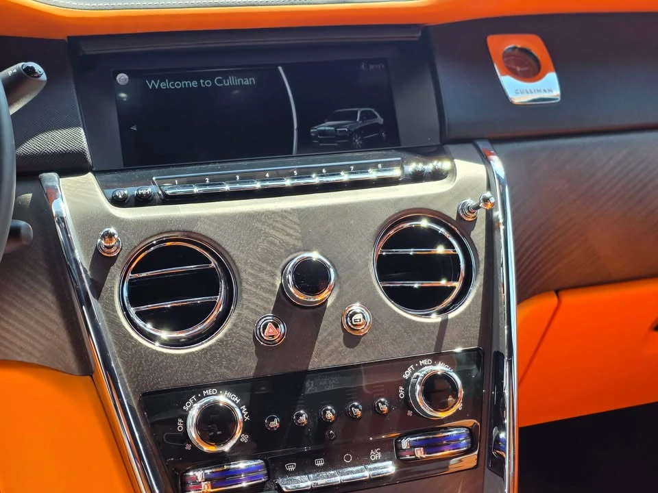 2021 Rolls-Royce Cullinan - Image 18 of 20
