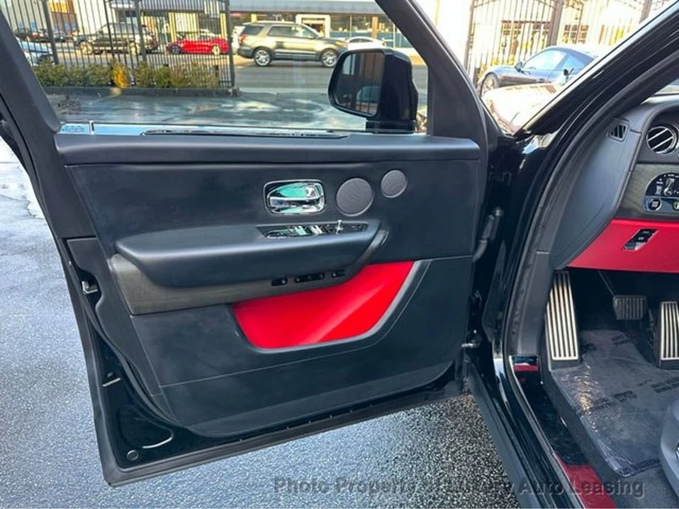 2021 Rolls-Royce Cullinan - Image 12 of 20