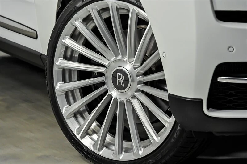 2021 Rolls-Royce Cullinan - Image 4 of 31