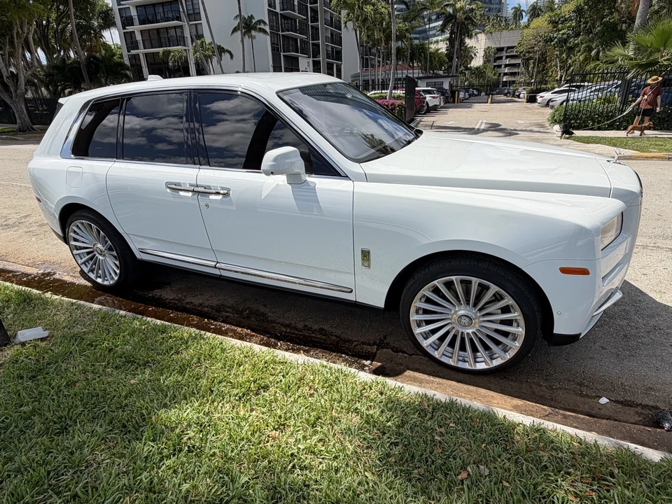 2021 Rolls-Royce Cullinan - Image 16 of 31