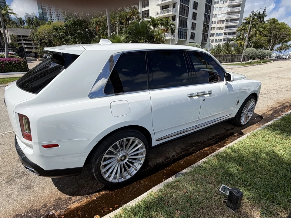 2021 Rolls-Royce Cullinan - Image 10 of 31