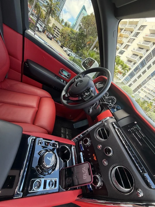2021 Rolls-Royce Cullinan - Image 24 of 31