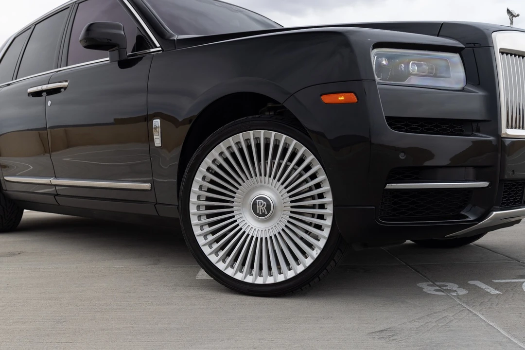 2021 Rolls-Royce Cullinan - Image 24 of 31