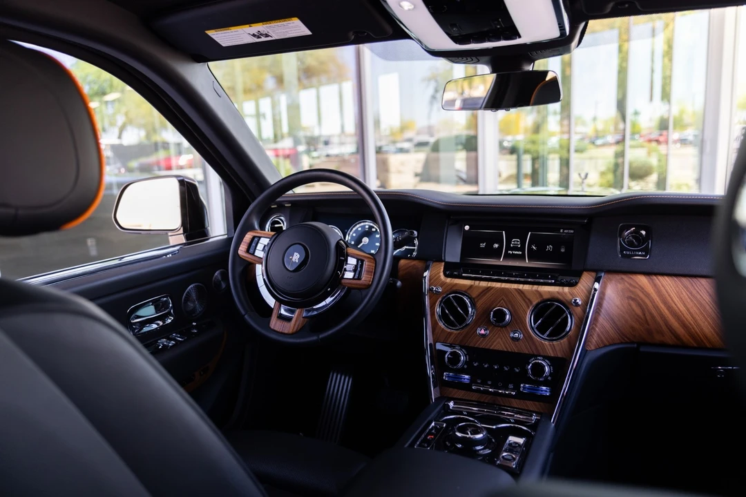 2021 Rolls-Royce Cullinan - Image 2 of 21