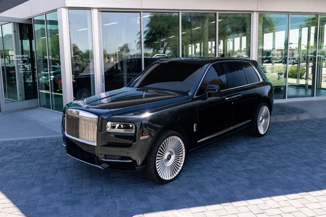 2021 Rolls-Royce Cullinan - Image 3 of 21