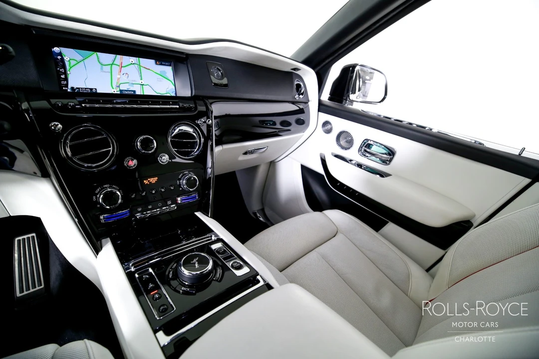 2021 Rolls-Royce Cullinan - Image 15 of 31