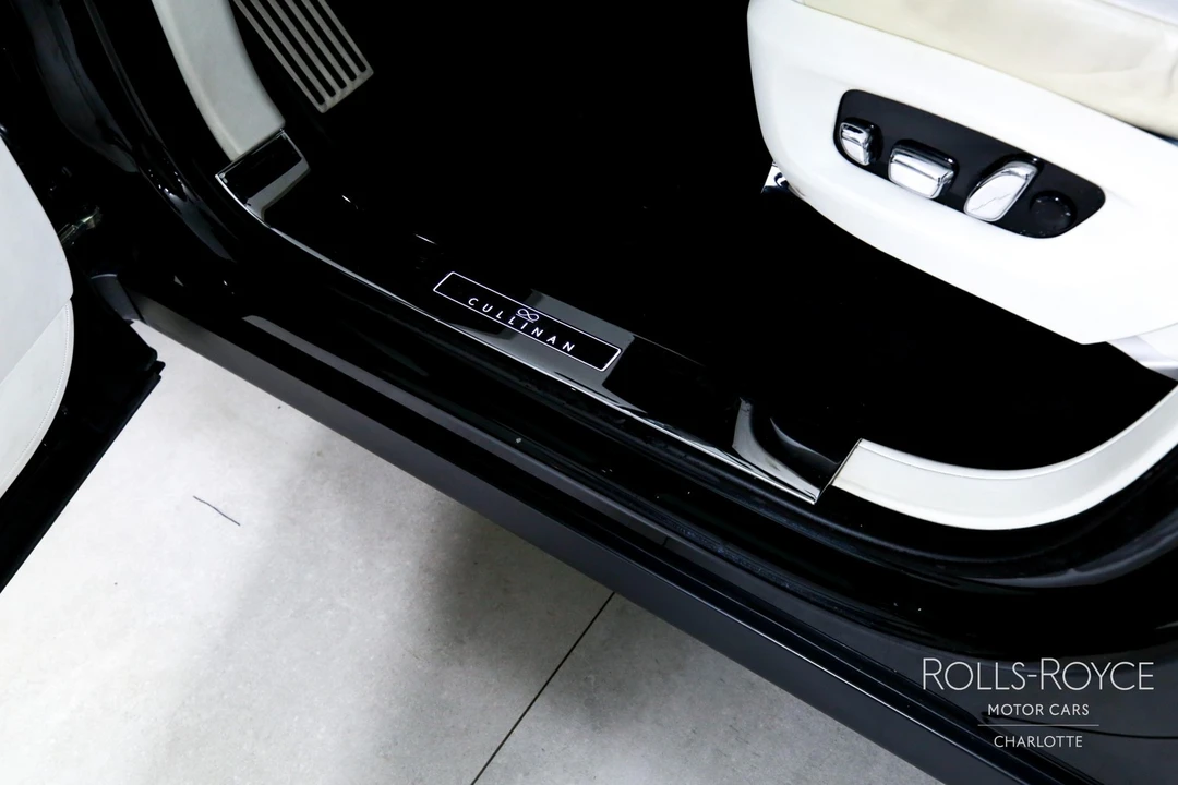 2021 Rolls-Royce Cullinan - Image 16 of 31