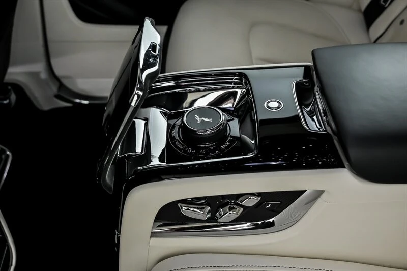 2021 Rolls-Royce Cullinan - Image 25 of 31