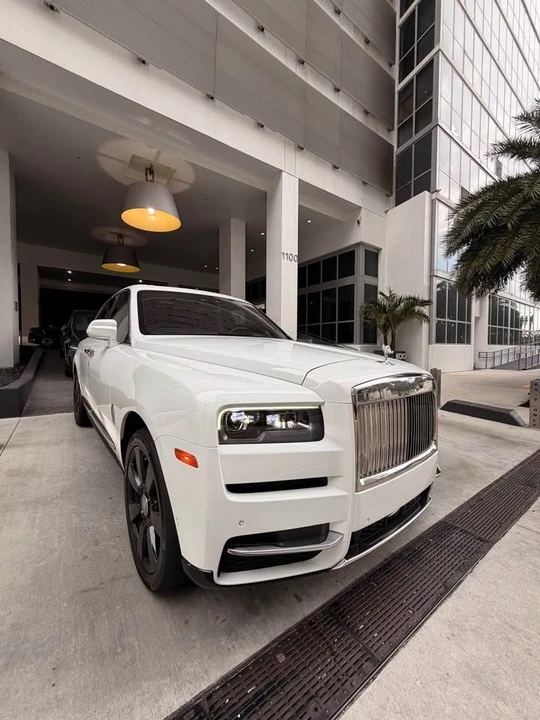 2021 Rolls-Royce Cullinan - Image 2 of 16
