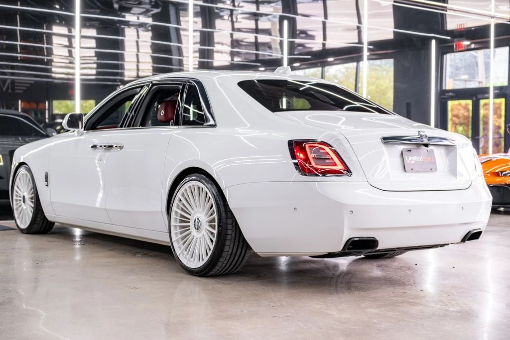 2021 Rolls-Royce Ghost 2nd Gen - Image 27 of 31
