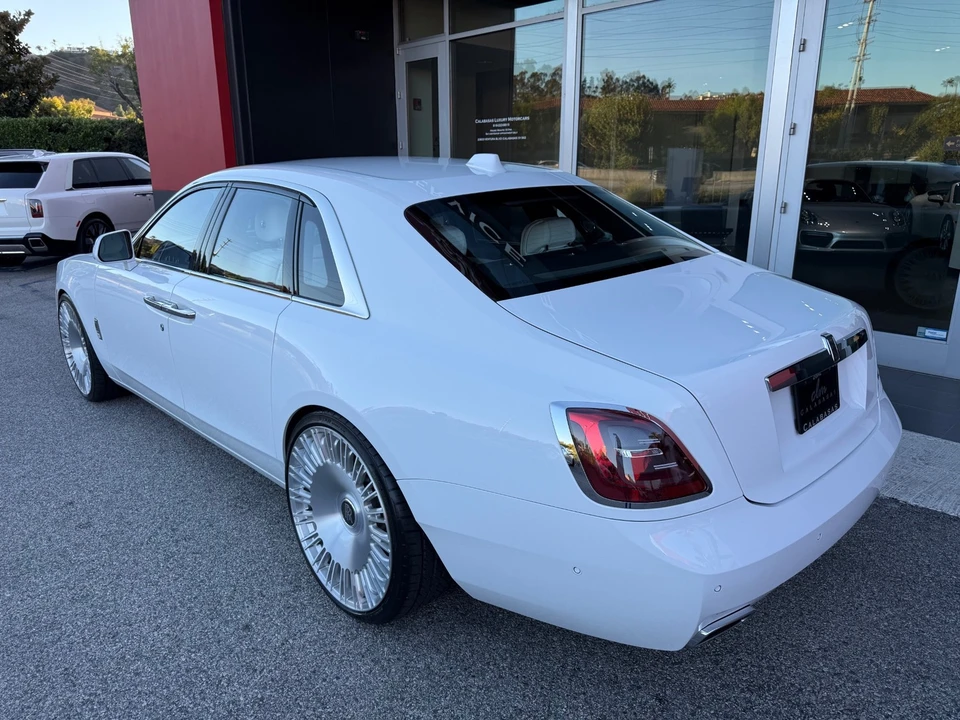2021 Rolls-Royce Ghost 2nd Gen - Image 10 of 21