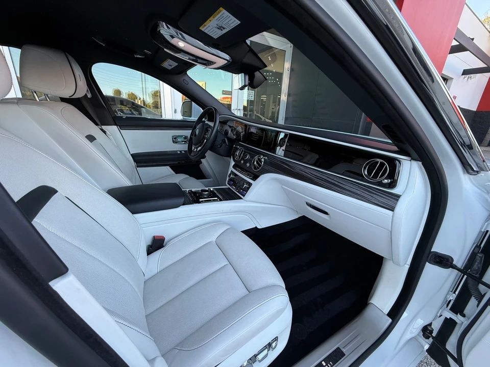 2021 Rolls-Royce Ghost 2nd Gen - Image 17 of 21