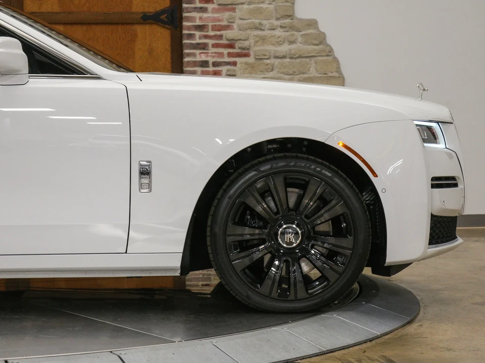 2021 Rolls-Royce Ghost 2nd Gen - Image 15 of 31