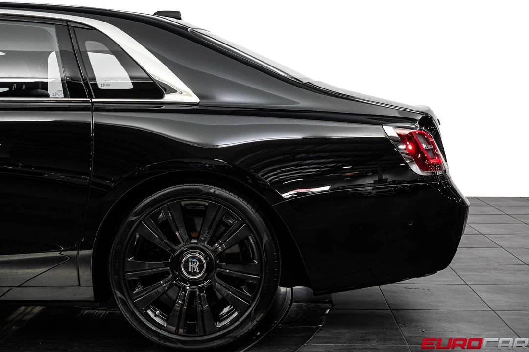 2021 Rolls-Royce Ghost 2nd Gen - Image 16 of 31