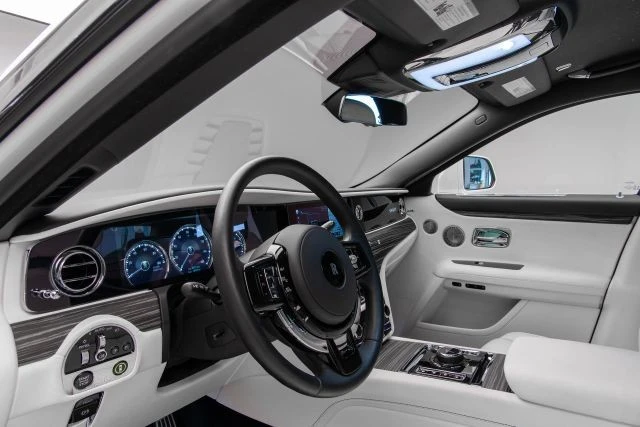 2021 Rolls-Royce Ghost 2nd Gen - Image 10 of 30
