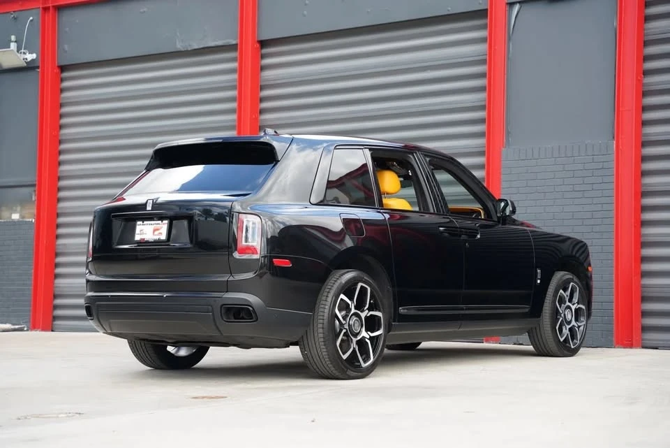 2021 Rolls-Royce Cullinan - Image 9 of 20