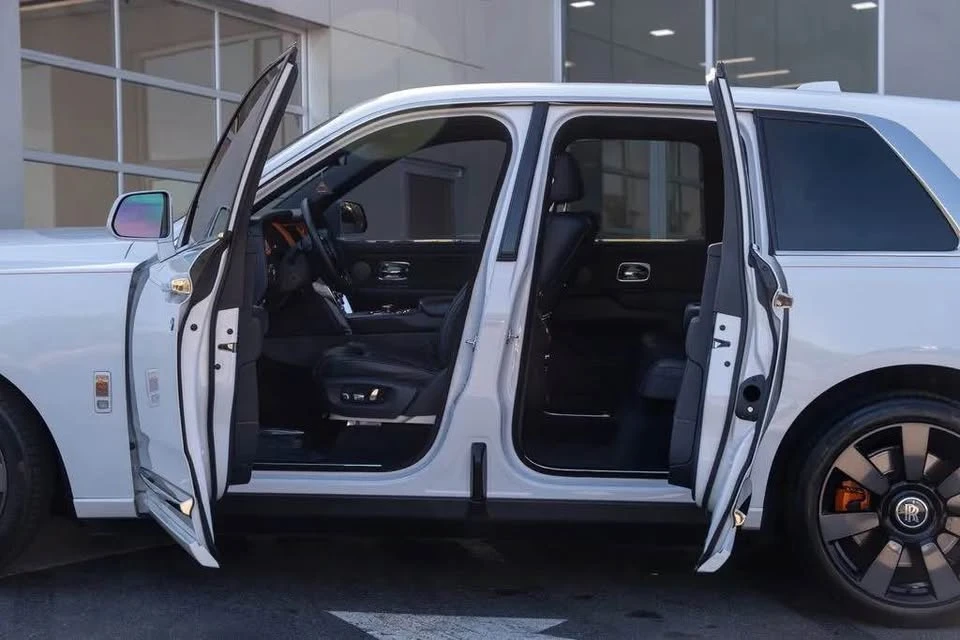 2021 Rolls-Royce Cullinan - Image 17 of 20