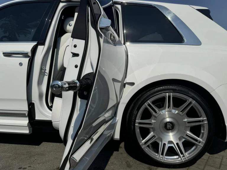 2021 Rolls-Royce Cullinan - Image 3 of 20